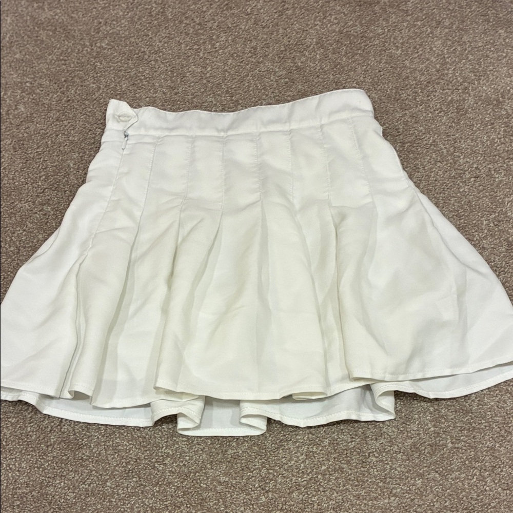 Women's White Pleated Circle Skirt - Timeless Flare